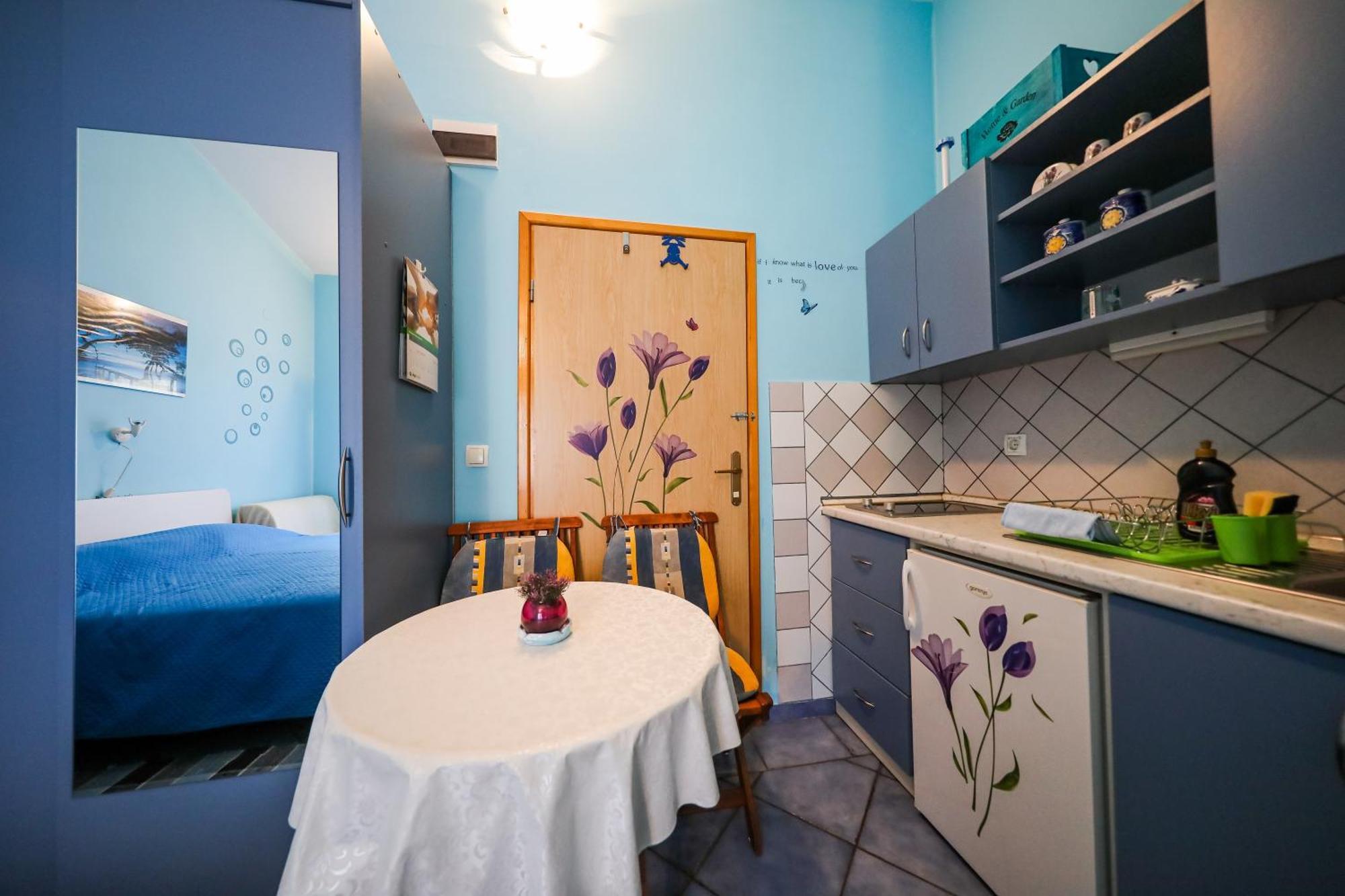 Apartments With A Parking Space Brbinj, Dugi Otok - 8160 Rom bilde