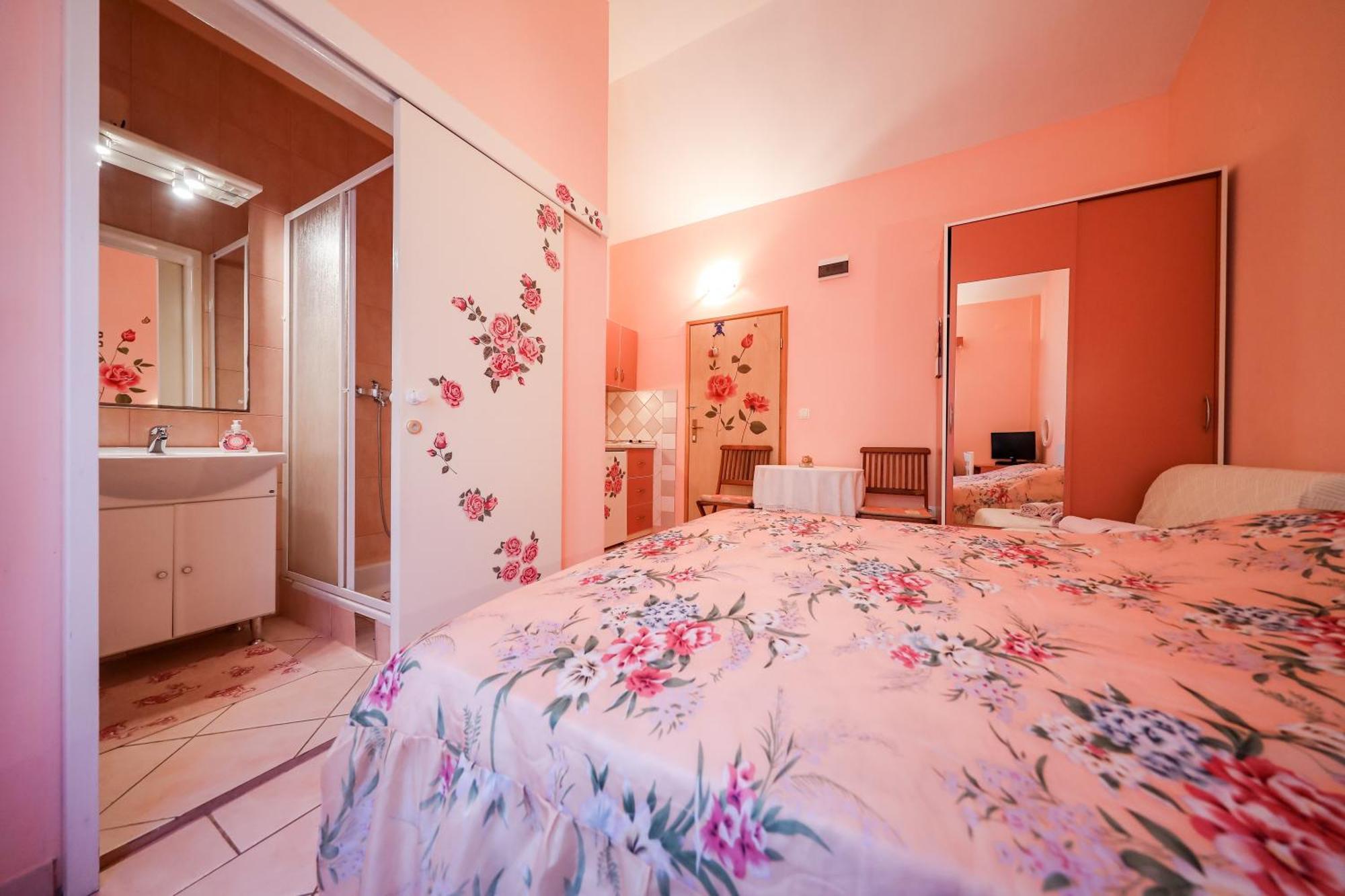 Apartments With A Parking Space Brbinj, Dugi Otok - 8160 Rom bilde
